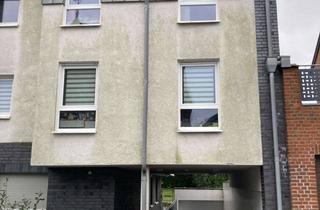 Garagen mieten in Cyriakusplatz, 41517 Grevenbroich, TG-Stellplatz klein für Smart o.Ä., oder Motorrad