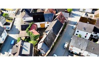 Haus kaufen in 35619 Braunfels, BRAUNFELS: 3 Wohneinheiten mit eigenem Innenhof und Nebengebäude