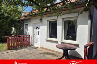 Haus kaufen in 19089 Barnin, Bungalow mit See-Nähe & vielen Optionen