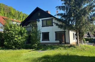 Mehrfamilienhaus kaufen in Hosenbändel, 89601 Schelklingen, Mehrfamilienhaus mit großem Garten und zusätzlichem Grundstück in Schmiechen zu verkaufen