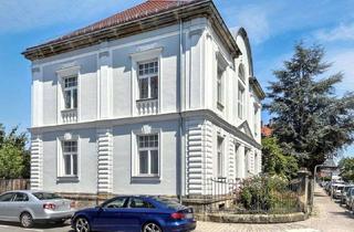 Villa kaufen in 95444 City, Wunderschön kernsanierte, denkmalgeschütze Stadtvilla mit traditioneller Architektur und Garten