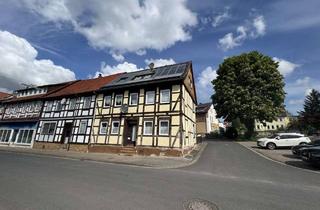 Haus kaufen in 37170 Uslar, Fachwerk trifft Kapitalanlage - Zweifamilienhaus in Uslar