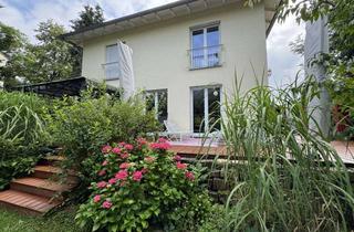 Einfamilienhaus kaufen in 82319 Starnberg, Schönes Einfamilienhaus in zentraler Lage mit eingewachsenem Garten und niedrigem Energieverbrauch