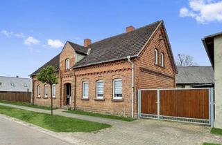 Einfamilienhaus kaufen in Rotdornstraße, 39638 Klüden, Beginnen Sie Ihr neues Leben in einem charmanten Einfamilienhaus mit charakteristischen Backsteinen!