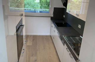 Wohnung kaufen in Hölderlinstr 36, 72793 Pfullingen, Kernsanierte 3-Zimmer-Wohnung mit hochwertigem Echtholzparkett