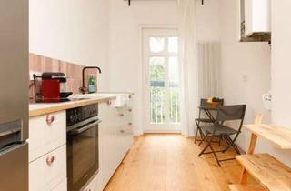 Wohnung kaufen in Manteuffelstrasse 9-10, 12103 Tempelhof, Smart Investment -Bezugsfrei 2-Raumwohnung (Tempelhof Berlin)