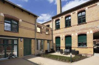 Wohnung mieten in Wurzner Straße 143, 04318 Sellerhausen-Stünz, Hochwertig sanierte 2-Zimmer-Erdgeschosswohnung mit Terrasse und Garten!