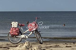 Wohnung kaufen in 17449 Karlshagen, Dachgeschosswohnung in Strandnähe mit Strandkorb