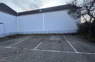 Garagen mieten in Alleestrasse, 91413 Neustadt, Zentral gelegener Stellplatz in Neustadt a.d. Aisch zu vermieten