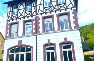 Mehrfamilienhaus kaufen in Rheinuferstraße 96, 56341 Kamp-Bornhofen, Mehrfamilienhaus mit Entwicklungspotenzial direkt am Rhein