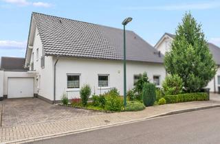 Doppelhaushälfte kaufen in 57439 Attendorn, Attendorn - #KOMINOS IMMOBILIEN# Gepflegte Doppelhaushälfte mit Terrasse