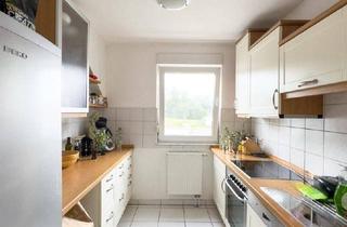 Wohnung kaufen in 65549 Limburg, Limburg - Licht & Lage - Gut geschnittene Eigentumswohnung mit Balkon, nahe dem Lahnufer und Sportfreizeitstätte.