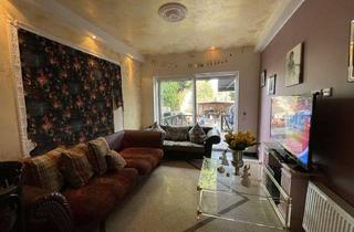 Wohnung kaufen in 45663 Recklinghausen, Attraktive 2-Zimmer-Erdgeschosswohnung mit Terrasse in zentraler Lage von Recklinghausen