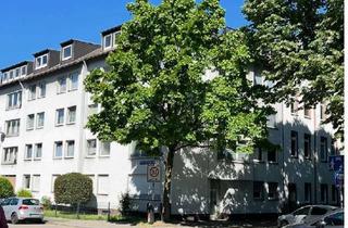 Wohnung kaufen in 45141 Nordviertel, Wunderschöne 4-Zimmer-Dachgeschosswohnung mit Loggia und Einbauküche