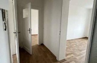 Wohnung mieten in Wermsdorfer Str. 1a, 04758 Oschatz, sanierte 2-RWE mit Balkon