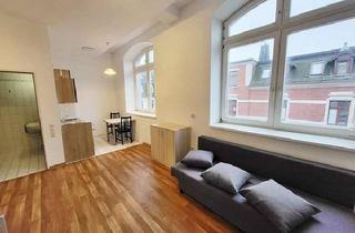 Wohnung mieten in 08496 Neumark, Möblierte 1-Raum-Wohnung mit Lift und Fußbodenheizung