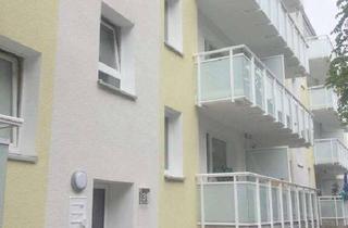 Wohnung mieten in Stöckmannstraße 31, 46045 Altstadt-Mitte, Innenstadt mit Balkon! Zwei renovierte Zimmer mit Riesen-Küche