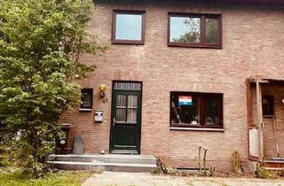 Reihenhaus kaufen in Bissenmoorweg 45, 24576 Bad Bramstedt, Bad Bramstedt Grosses Endreihenhaus 170 qm WFL 6 Zi. 2 Bäder, GWC, EBK, Keller, Grd 505 qm