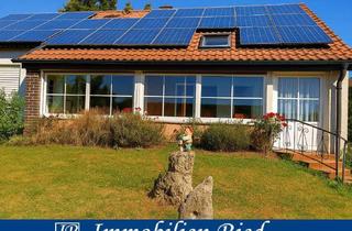 Einfamilienhaus kaufen in 85077 Manching, Einfamilienhaus mit großem Grund, PV-Anlage und Potenzial zur individuellen Gestaltung in Manching