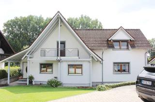 Einfamilienhaus kaufen in 94544 Hofkirchen, Charmantes, ruhig gelegenes und sehr gepflegtes Einfamilienhaus mit drei Garagen, Caport und idyllis