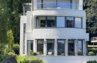 Villa kaufen in 24105 Düsternbrook, Unikat/Moderne Villa in 1. Reihe an der Kieler Förde