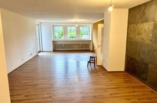 Wohnung kaufen in 83471 Berchtesgaden, Berchtesgadener Alpen, Buchenhöhe: Geräumige 4 Zimmer - Wohnung mit großer Terrasse