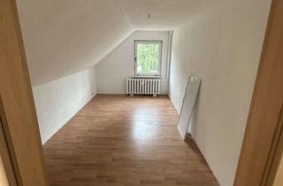 Wohnung mieten in Dorfstraße 37, 17509 Neu Boltenhagen, Schöne und sanierte 4-Zimmer-Wohnung in Lodmannshagen