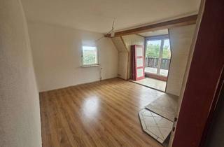 Wohnung mieten in 97616 Bad Neustadt, Bad Neustadt: Charmante 3-Zimmer-Dachgeschosswohnung mit luftiger Terrasse – für Menschen mit Herz &