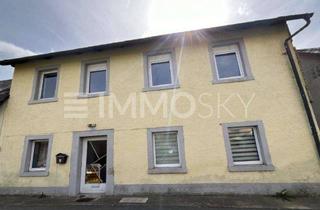 Haus kaufen in 95233 Helmbrechts, **Haus mit Potenzial: Gestalten Sie Ihr individuelles Traumdomizil!**