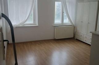 Immobilie mieten in Dolziger Straße 24, 10247 Friedrichshain, Helle Wohnung mit Balkon und Badewanne im Friedlhain
