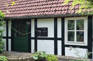 Wohnung kaufen in 29336 Nienhagen, Nienhagen - Schöne, große Altbau-Wohnung mit Blick ins Grüne in Nienhagen