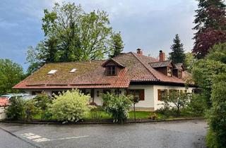 Einfamilienhaus kaufen in 84066 Mallersdorf-Pfaffenberg, Mallersdorf-Pfaffenberg - Großzügiges Einfamilienhaus mit Einliegerwohnung