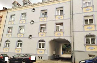 Wohnung kaufen in 08393 Meerane, Attraktive 3 Zimmerwohnung mit Balkon und Stellplatz!