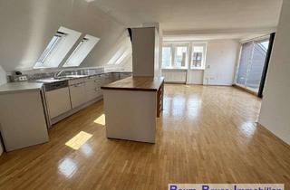 Loft kaufen in 37085 Göttingen, Sanierte und sonnendurchflutete 3,5-Zimmer-Loft-Wohnung mit Blick über Göttingen