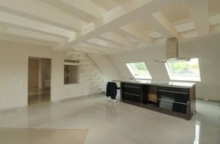 Wohnung kaufen in 91094 Langensendelbach, 4,5-Zi.-Maisonette mit Gartennutzung und zwei Pkw-Stellplätzen