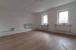 Wohnung mieten in August-Bebel-Straße, 15569 Woltersdorf, Für Familie oder WG - Nahe Tesla - Frisch renovierte Wohnung mit Terrasse