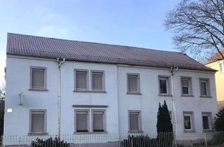 Mehrfamilienhaus kaufen in 04758 Oschatz, Mehrfamilienhaus mit Potenzial - interessant für Gewerbetreibende - mit Werkstatt und Lagerräumen