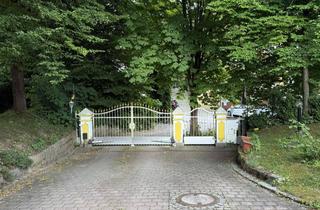 Villa kaufen in Grünseiboldsdorfer Weg, 85416 Langenbach, Herrschaftliche Villa mit Weitblick – Idyllisches Anwesen auf großem Traumgrundstück
