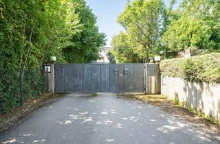 Villa kaufen in 85402 Kranzberg, Vorhang auf! Beeindruckende Villa auf traumhaftem Anwesen
