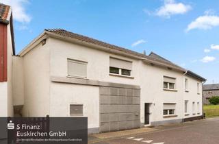 Einfamilienhaus kaufen in 53902 Bad Münstereifel, Bad Münstereifel-Rodert: Einfamilienhaus mit Hof und Carport! 360! Begehung