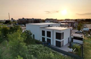 Anlageobjekt in Otto-Lilienthal-Straße 12, 53879 Euskirchen, Top-Kapitalanlage Euskirchen: Vermietetes Firmengebäude mit 84.000 € Jahresmiete