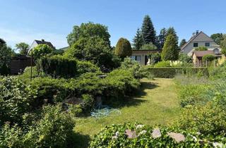Grundstück zu kaufen in 16321 Bernau, DEUTSCHMANN IMMOBILIEN ***** ivd - 1A-Baufeld und massives Kleinhaus in Bernau OT Blumenhag!