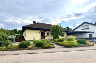Haus kaufen in 75392 Deckenpfronn, Großzügiger Bungalow mit enormem Ausbaupotenzial in bester Lage von Deckenpfronn