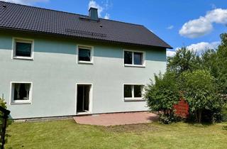 Wohnung mieten in Linden, 95100 Selb, Ruhige, schöne 2-Zimmer-Erdgeschosswohnung mit Terrasse am Waldrand in Selb
