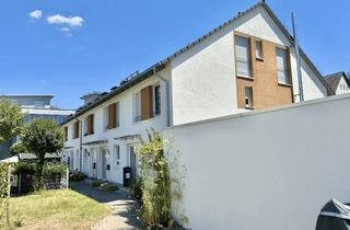 Haus mieten in Ölgarten, 88690 Uhldingen-Mühlhofen, Wohnen, wo andere Urlaub machen – Reihenhaus mit Garten, Garage & Nähe zum Bodensee