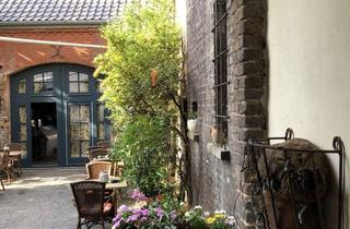 Loft kaufen in Markt, 46509 Xanten, Achtung Investoren! Angeboten wird die historische Scheune geeignet für 2 individuelle Wohnungen
