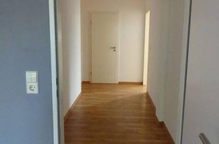 Wohnung mieten in Stadtring 16, 99610 Sömmerda, Schöne 3-Zimmer-Wohnung in beliebter Lage mit Aufzug