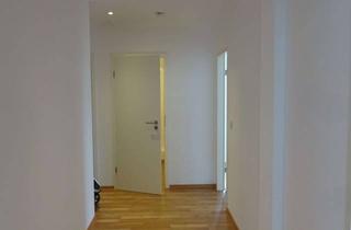 Wohnung mieten in Stadtring 16, 99610 Sömmerda, Schöne 3-Zimmer-Wohnung in beliebter Lage mit Aufzug