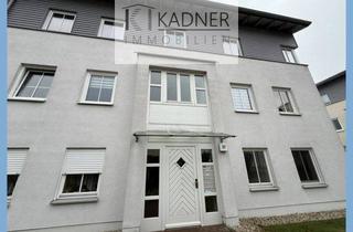 Wohnung kaufen in Lindenallee 27, 08209 Auerbach, Anlage: vermietete 2-Zimmer-ETW mit Terrasse und Carport