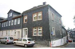 Haus kaufen in Straße Der Jugend 13, 07349 Lehesten, 2-Familienhaus in Lehesten zum Schnäppchenpreis zu verkaufen